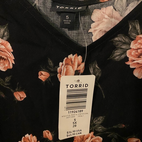 Torrid Floral Strappy Blouse - Picture 3 of 3